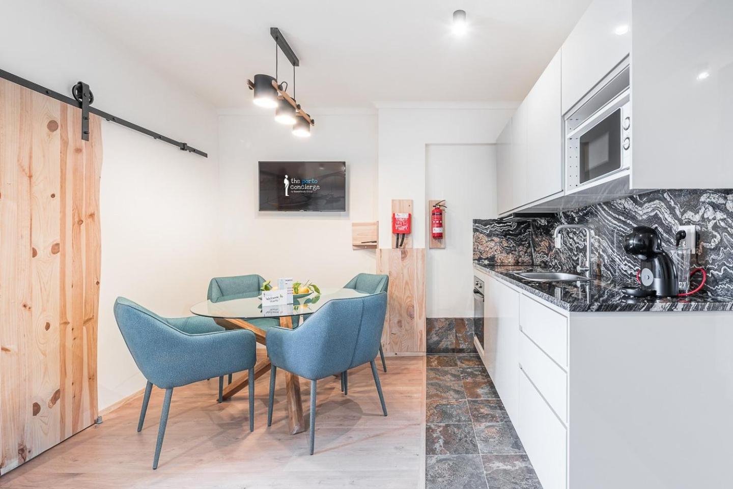 Guestready - Contemporary Cabin In Santos Pousada Lejlighed Porto Eksteriør billede